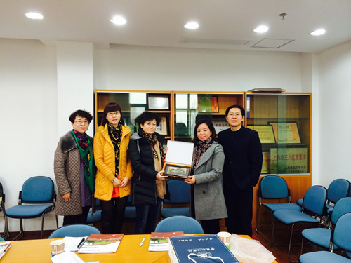 1424415786894802.jpg 甘肃政法学院来访照片_副本.jpg